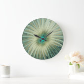 Abstracte Sage Green Fantasy Flower Fractal Art Grote Klok (Huis)