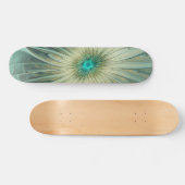 Abstracte Sage Green Fantasy Flower Fractal Art Skateboard (Horizontaal)