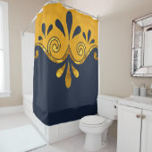 Abstracte siervorm in marinesblauw en goud douchegordijn (In situ)