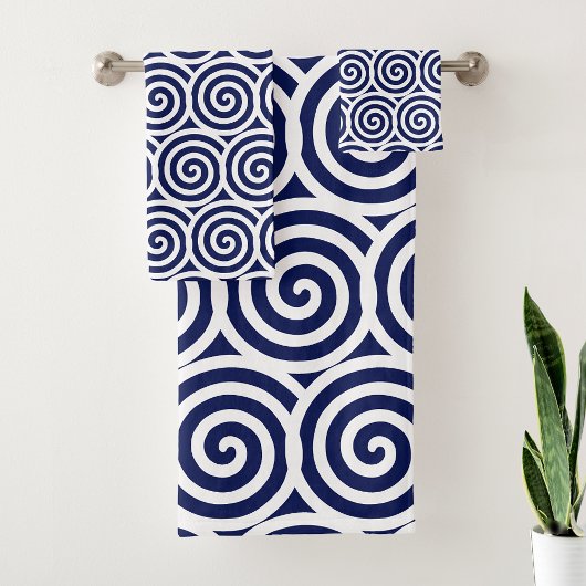 Abstracte spiraalcirkels in Navy Blue & White Bath Bad Handdoek