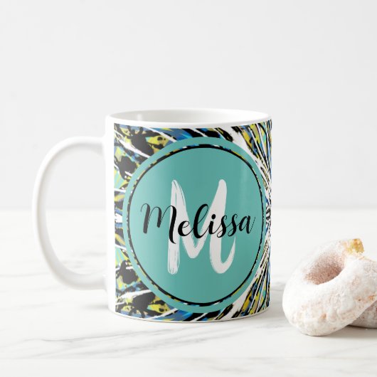 Abstracte Splatter Art  Blauwgroen en wit monogram Koffiemok (Met donut)