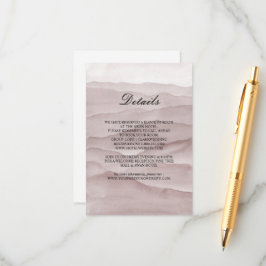 Abstracte stoffige roos bergen bruiloft informatiekaartje