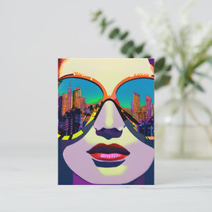 Abstracte vrouw in zonnebril met stadsreflectie  briefkaart