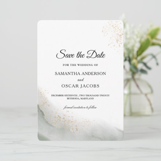 Abstracte Waterverf Groene penseelstreken & goud Save The Date (Staand voorkant)