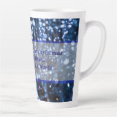 Abstrait De Lumières Bleues Texte Latte Mug (Droite)