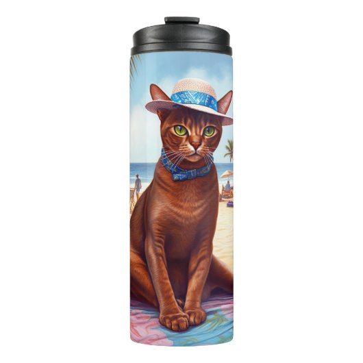 Abyssische kat op strand, zomercadeau voor kattenl thermosbeker (Voorkant)