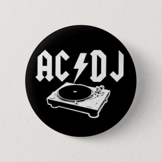 AC DJ RONDE BUTTON 5,7 CM (Voorkant)