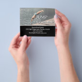 Accédez au prospectus de vente de cartes postales  (main)