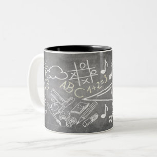 Accessoires voor inschrijving in schoolbord stijl tweekleurige koffiemok