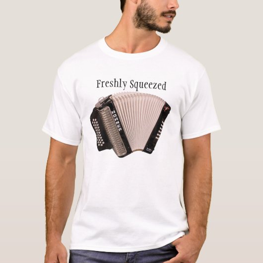 Accordion Squeeze T-shirt (Voorkant)