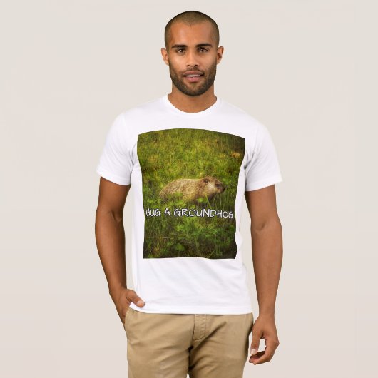 Accrochez un t-shirt de marmotte (Devant entier)