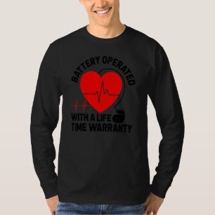 Accuterende hartaanval met accu t-shirt