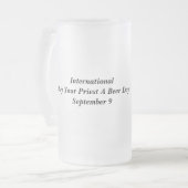 Acheter Un Prêtre Un Jour De Bière Mug   (Devant gauche)