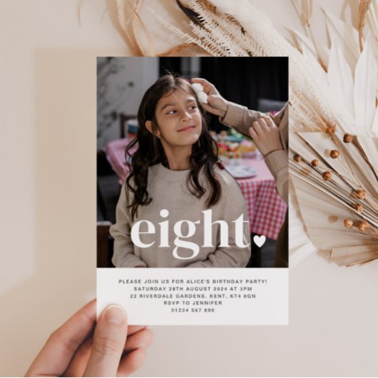 Acht hartfoto eerste verjaardag uitnodiging