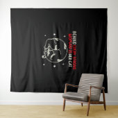 Achter elke sterke vrouw zit haar kat wandkleed (In Situ (horizontaal))