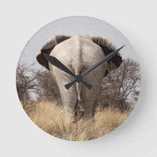 Achteraanzicht van olifant ronde klok