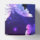 Achtergrond met nachtvlinders bedankdoosjes (Bovenkant)