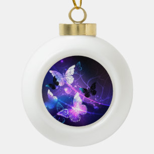 Achtergrond met nachtvlinders keramische bal ornament