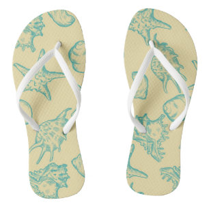 Achtergrond met schelpen. Handtekening Teenslippers