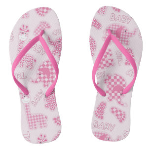 achtergrond van babymeisje teenslippers