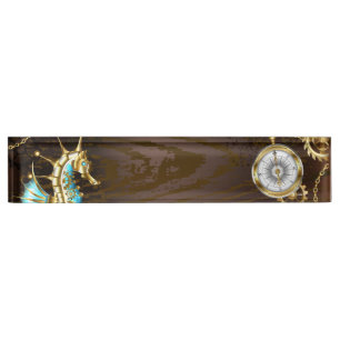 Achtergrond van hout met mechanische zeepaardjes naambordje