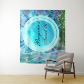 Achtergrond voor Mermaid Tail Enchanted Ocean Port Wandkleed (In situ)