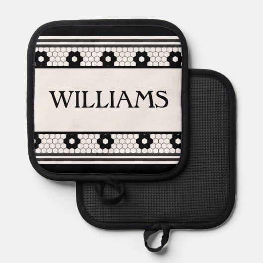 Achternaam Zwart-wit Tegel Design Custom Gift Pannenlap (Voorkant / Achterkant)