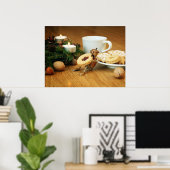 Acorn elf manger un biscuit - affiche de Noël (Bureau à domicile)