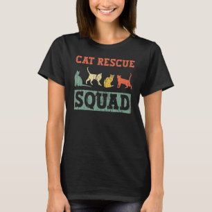 Activist voor dierenbescherming op het kat-redding t-shirt