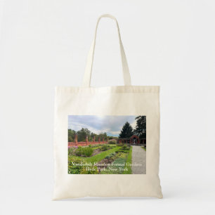 Activiteiten in de omgeving van Vanderbilt Mansion Tote Bag