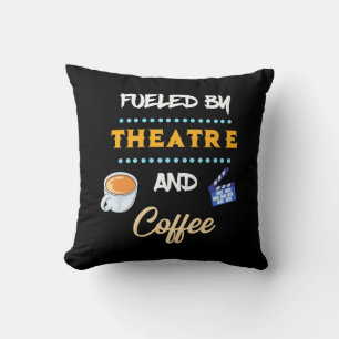 Actor gevoed door theaterkoffie kussen