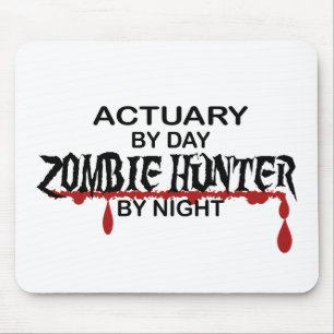 Actuary Zombie Hunter bij nacht Muismat