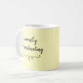 Actuellement Procrastinant Mug Jaune (Devant gauche)
