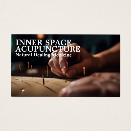 Acupuncturist Working on Client (Devant)