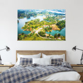 Adembenemend Uitzicht van Guatape Antioquia Sunny Canvas Afdruk (Insitu (Slaapkamer))