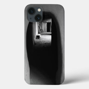 Adobe Passageway: zwart-wit foto iPhone 13 Hoesje
