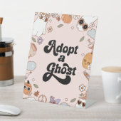 Adopteer een Ghost Halloween Verjaardagsfeest Reclamebord Met Voetstuk (Insitu)