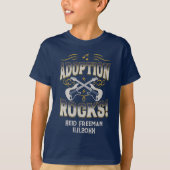 "Adoption Rocks" Adoption Day Naam en Datum Kind T-shirt (Voorkant)