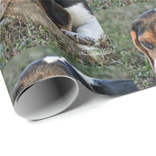 Adorable Beagle Chewing A Bone Cadeaupapier (Rol Hoek)
