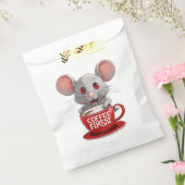 Adorable Caffeine Mouse in Red Mug Bedankzakje (Gezegeld)