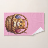 adorable chaton orange en panier avec fils (Serviette à main)