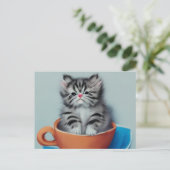 Adorable Kitten dans une carte postale Teacup (Debout devant)