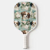 Adorable Puppy on Sage Green Background Pickleball Paddle (Voorkant)