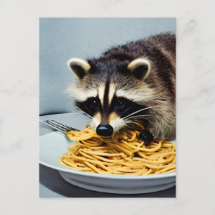 Adorable Raccoon Manger Spaghetti Carte postale