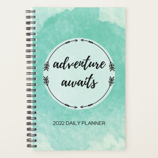 Adventure Await 2022 Daily Planner (Devant)