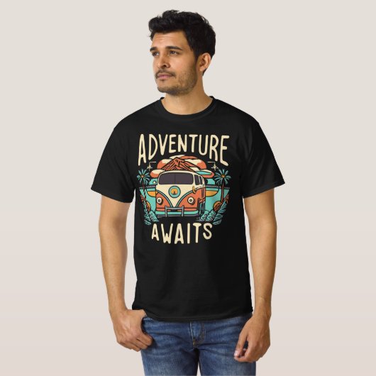Adventure Await Funny Tshirt (Devant entier)