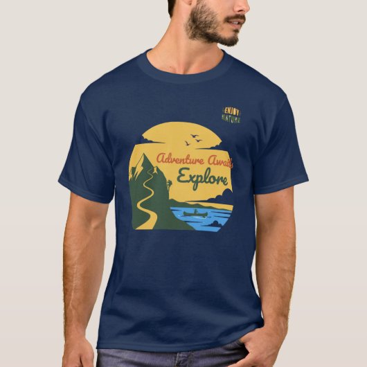 Adventure Awaits: Explore & Enjoy Nature T-shirt (Voorkant)