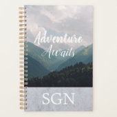 Adventure Awaits Mountain Valley | Monogram Planner (Voorkant)
