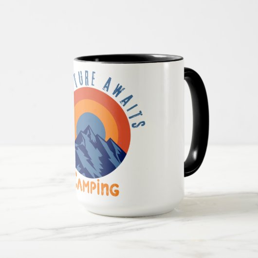 Adventure Gear & Camping Essentials" Mok (Voorkant rechts)