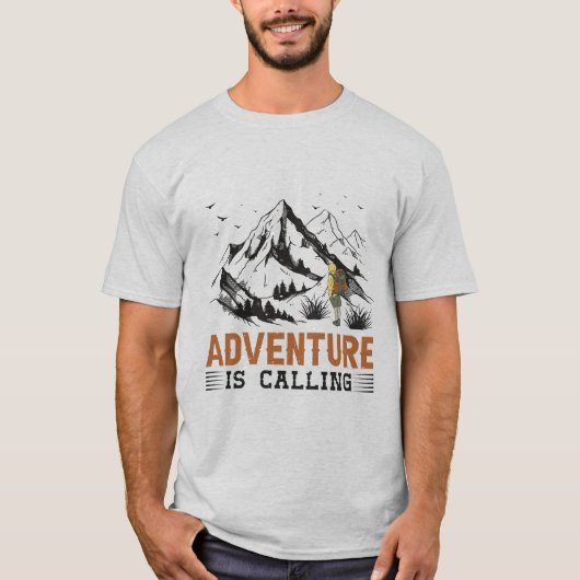 Adventure Is Calling T-Shirt - Embrassez le voyage (Devant)